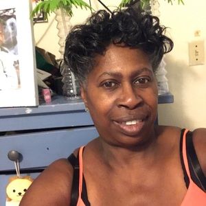 Meet your Posher, Shirley